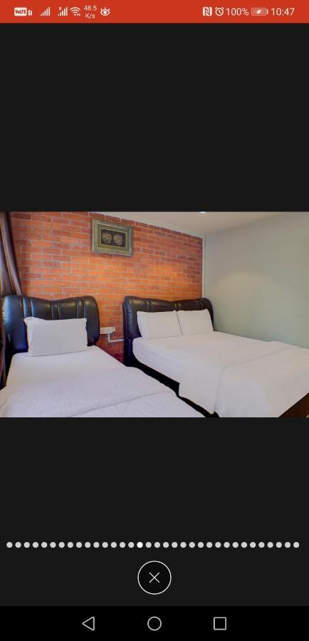Tai Hoe Hotel Pengerang Kampung Sungai Rengit Exterior foto